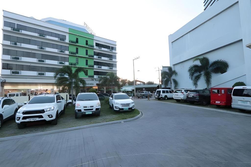 D' Leonor Hotel Davao City Buitenkant foto