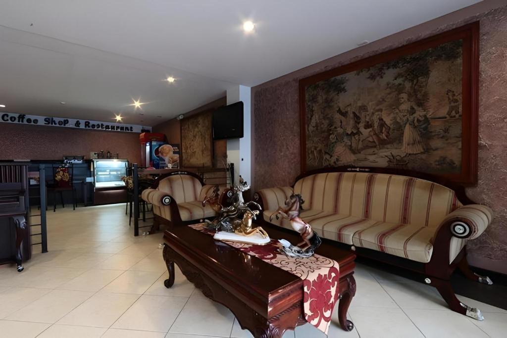 D' Leonor Hotel Davao City Buitenkant foto